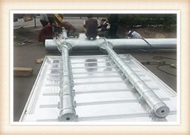 公路標(biāo)識(shí)桿